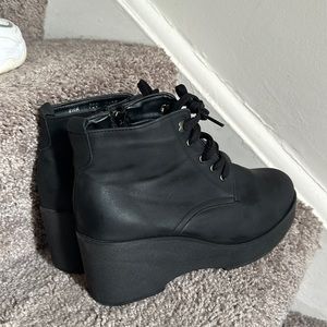 I bought this few months ago and only tried on once.